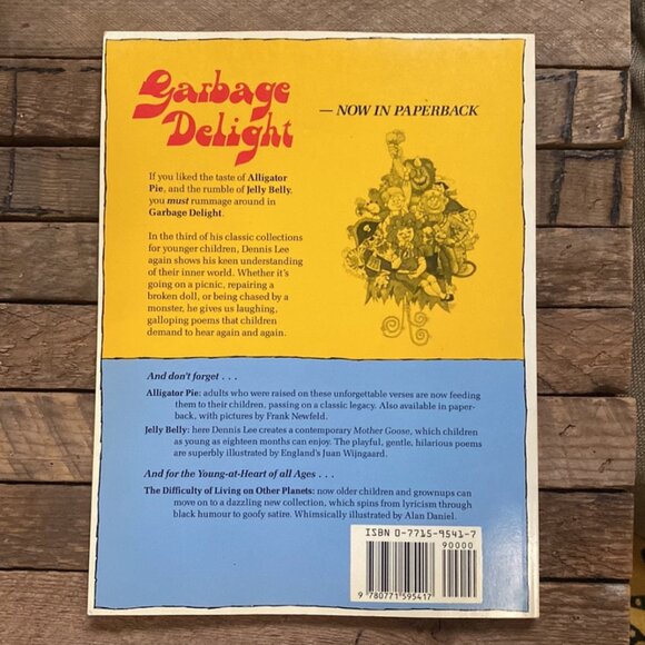 (VB).Vintage. Books. Garbage Delight. First Paperback Edition.1977. - Picture 2 of 7